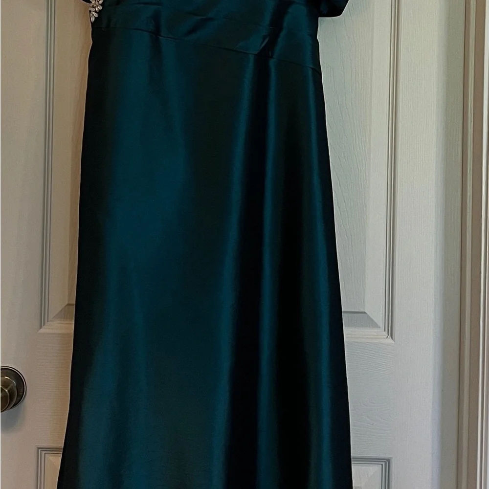 Jade Couture Mother of the Bride Teal Gown - Picture 4 of 16